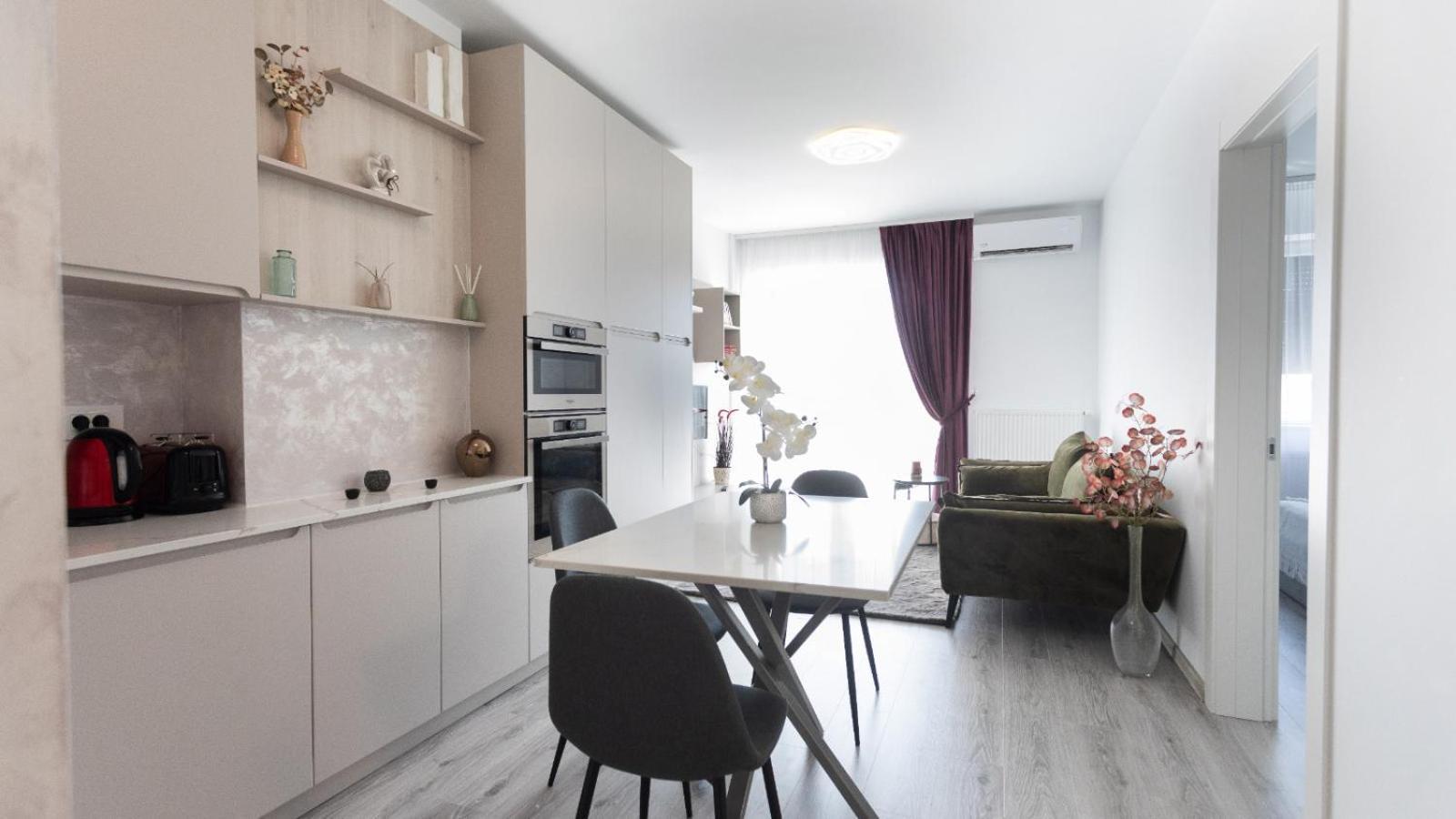 Victoria Apartment ออราแด ภายนอก รูปภาพ
